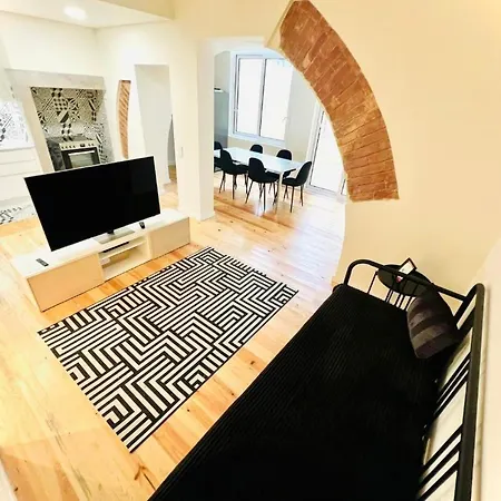 Center 3 Bedroom Flat Next To Avenida Liberdade * Lisbon