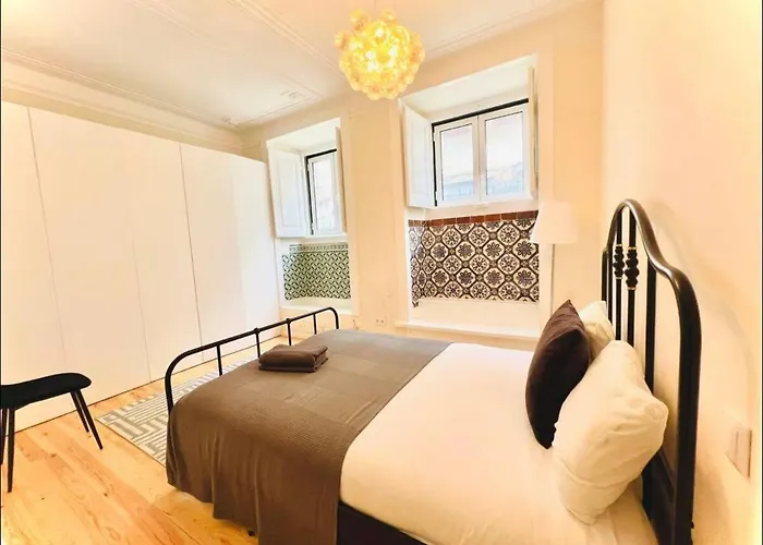 Center 3 Bedroom Flat Next To Avenida Liberdade Διαμέρισμα Lisboa