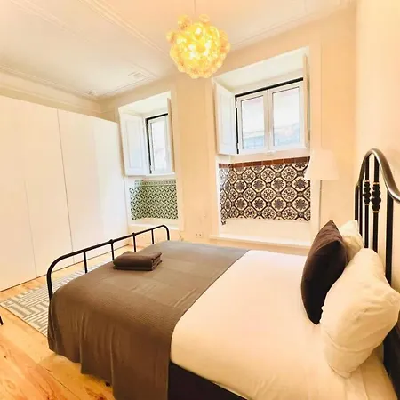 Center 3 Bedroom Flat Next To Avenida Liberdade Lägenhet Lisboa